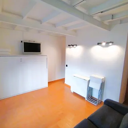 Puerta Del Sol - Apartamento Para 4 Madrid Buitenkant foto